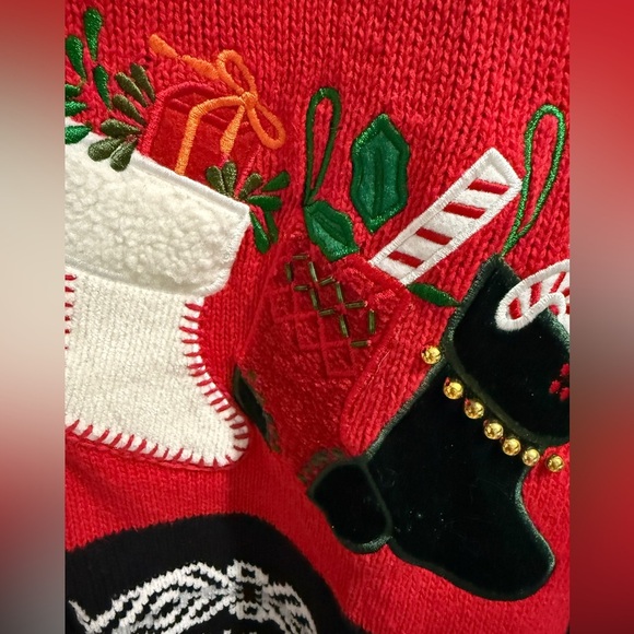 Women's Festive Red Black Sweater Holiday Christmas Furry Collar Fabric Buttons - Picture 3 of 7